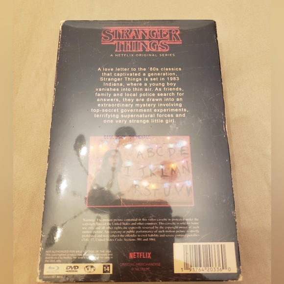 Stranger Things First Season DVD Unopened Set - Picture 2 of 7